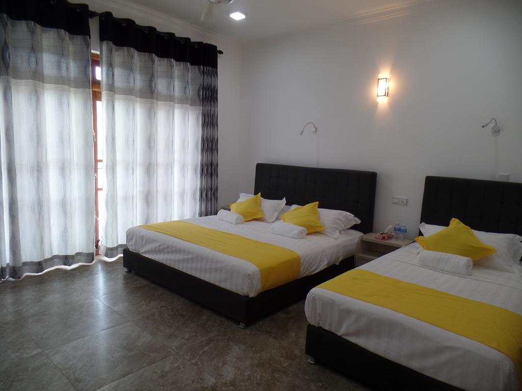 Kandyan Bluestar Villa Phòng bức ảnh