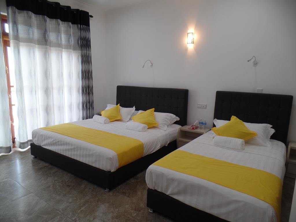Kandyan Bluestar Villa Phòng bức ảnh