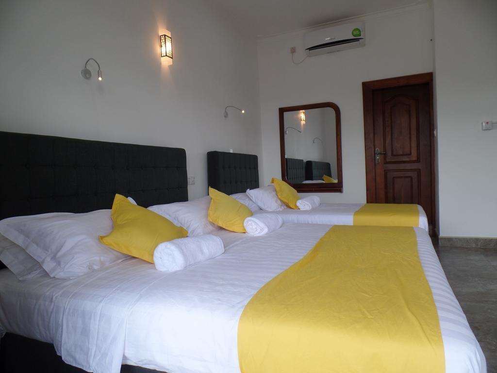 Kandyan Bluestar Villa Phòng bức ảnh